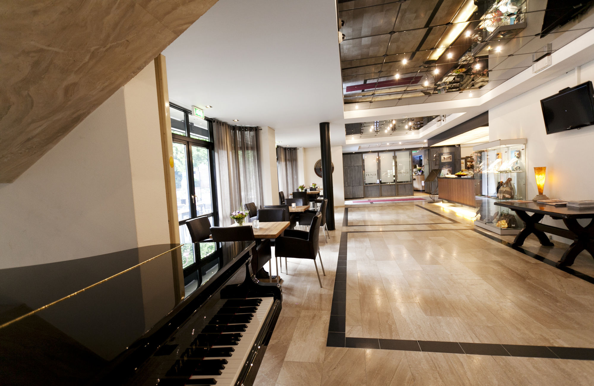 Fletcher Hotel-Restaurant De Korenbeurs Made Luaran gambar